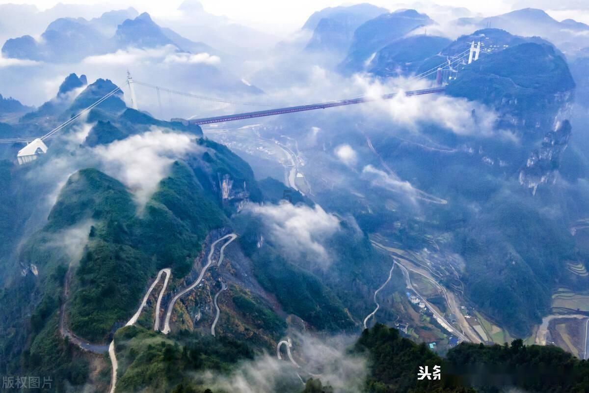 汽车的轮胎出现一个细小的裂纹，还能继续使用吗？游戏画面